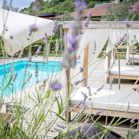 Bed & Breakfast Sobe Andrejina 3*